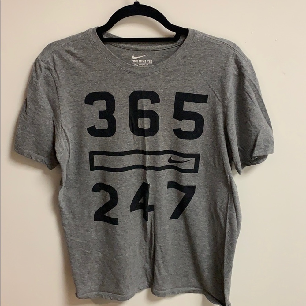 Men’s Nike t shirt